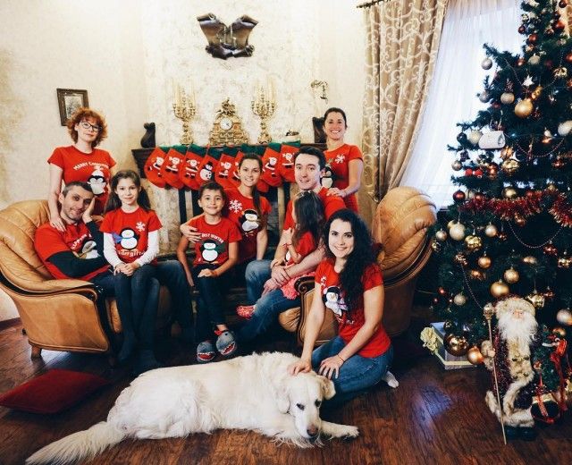 Михайло Присяжнюк привітав читачів сайту СТБ з Новим 2018 роком 26066493_1542597269188363_1271178189242105856_n