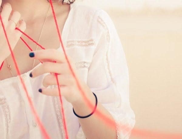 Красная нить: легенды и мифы об обереге красная нить