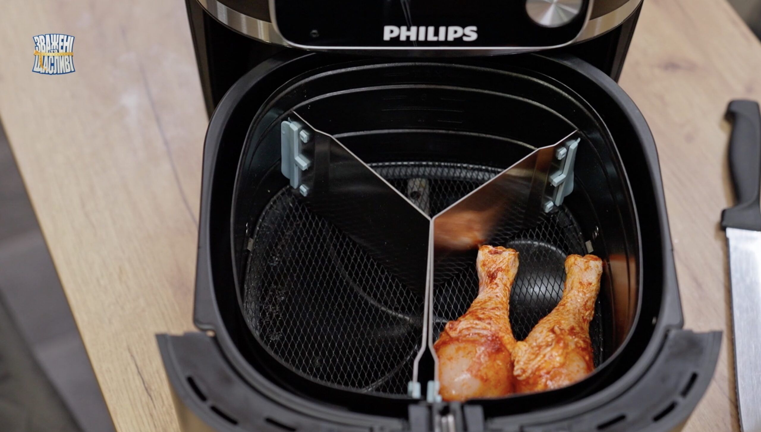 Запечені курячі гомілки з овочами та молодою картоплею: рецепт від Світлани Фус Рецепт Зважені та щасливі 2025 12 випуск