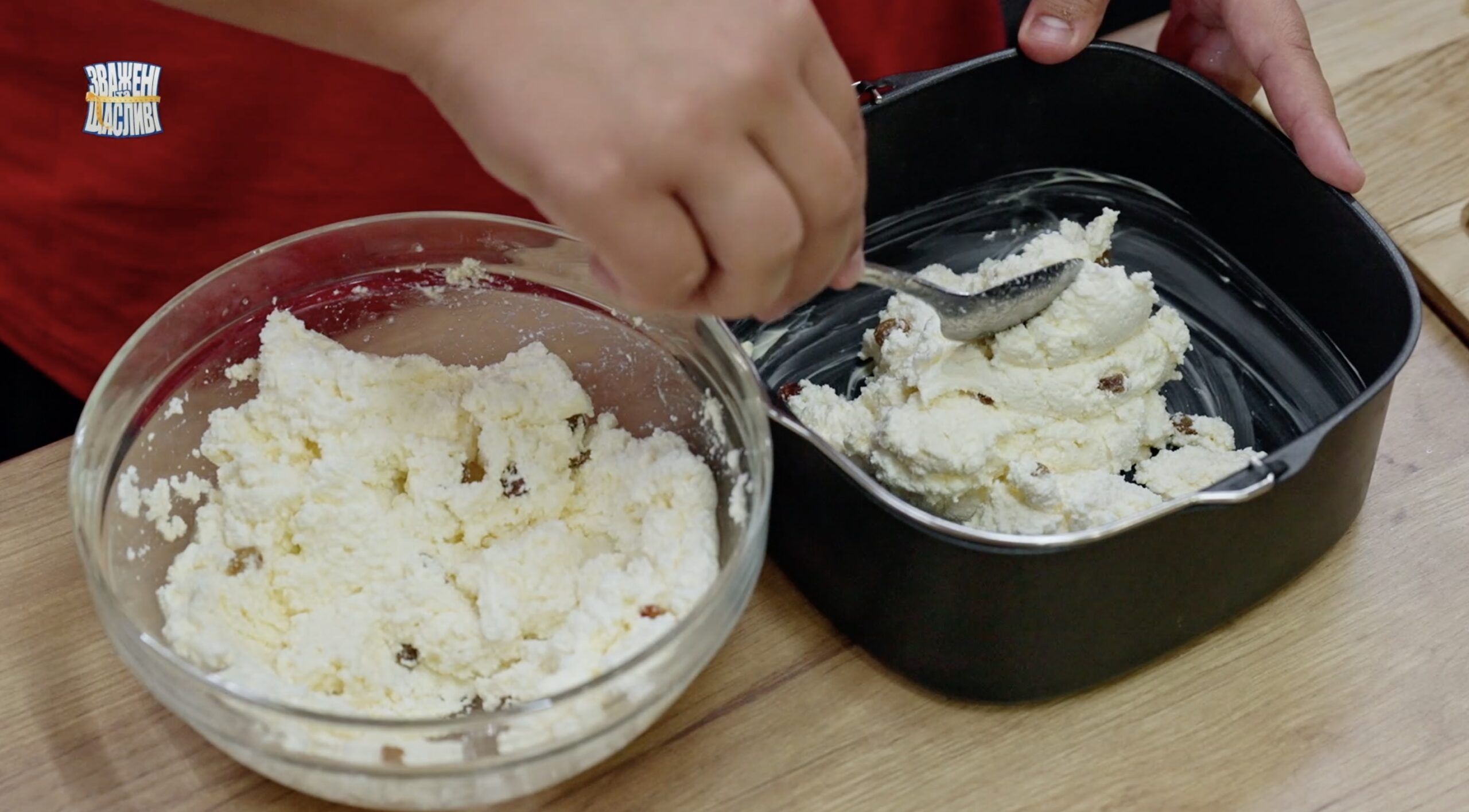 Сирно-яблучна запіканка: простий та смачний рецепт