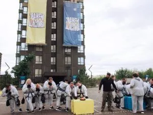 Випробування на баланс, витривалість і силу: хто покинув «Зважені та щасливі» 2026 у 3 випуску від 18.10.2026 Фото 28 до: Зважені та щасливі 2026 3 випуск