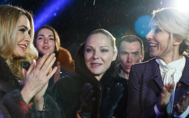 Фото 35 к: Кто пришел поддержать финалистов на церемонию награждения победителя? (ФОТО)