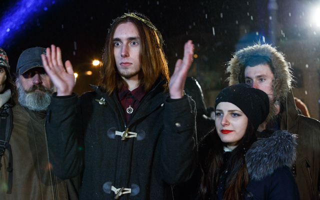 Фото 29 к: Кто пришел поддержать финалистов на церемонию награждения победителя? (ФОТО)