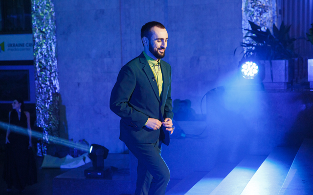 Фото 12 к: Кто пришел поддержать финалистов на церемонию награждения победителя? (ФОТО)