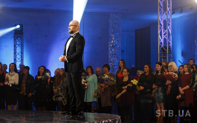 Фото 6 к: Кто пришел поддержать финалистов на церемонию награждения победителя? (ФОТО)