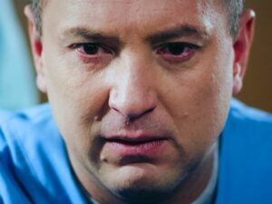 Черговий лікар 21 серія дивитись онлайн від 18.10.2023