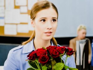 Черговий лікар 19 серія 4 сезон дивитись від 08.01.2024