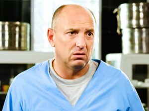 Черговий лікар 5 сезон 35 серія дивитись від 15.02.2024
