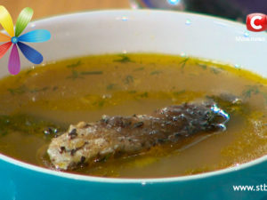 Суп из карпа с черносливом – настоящее спасение для желудка!
