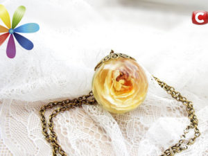 украшения из смолы