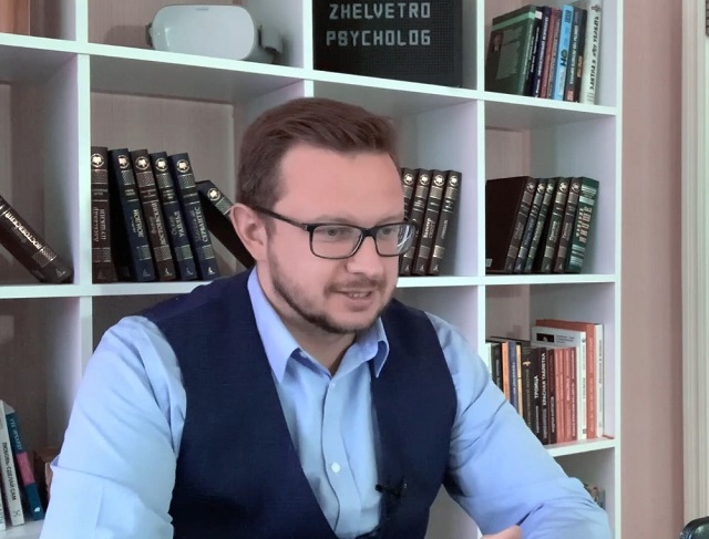 Допомога психолога: Как избавиться от навязчивой привычки грызть ногти и губы через стресс? Допомога психолога Андрій Жельветро