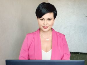 Допомога психолога: дивитись онлайн випуск від 30.06.2022 зі Світланою Арефнією