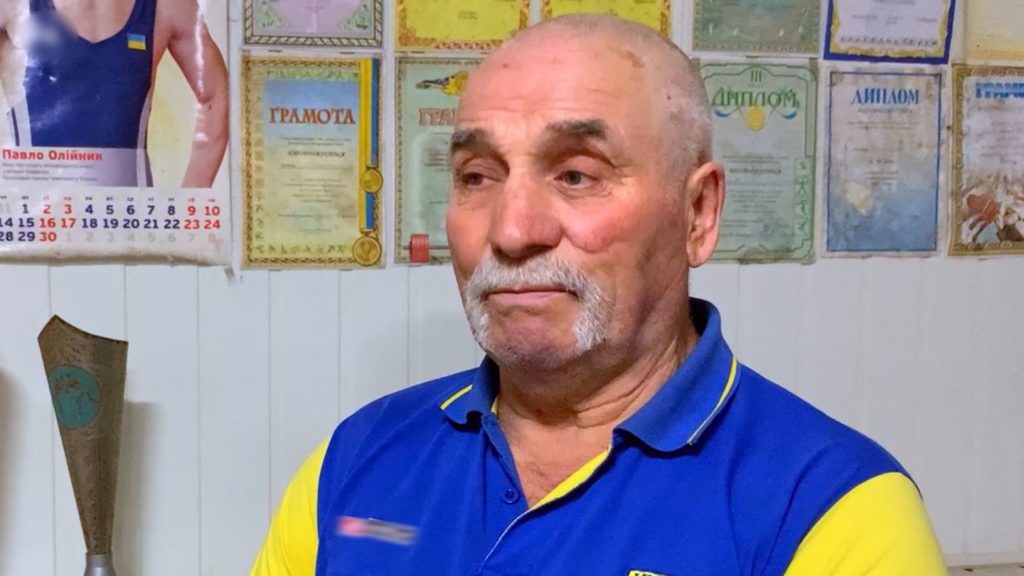 Ми з України: ветеран з Хмельниччини продав медаль за встановлення світового рекорду | Все буде добре
