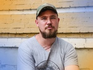 Ми з України: история Ильи из россии смотреть онлайн выпуск от 29.07.2022