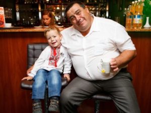 Фермер з села Ромашки мріяв стати артистом і подався у «Хата на тата»
