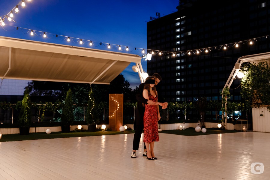 Мне захотелось, чтобы он нарушил мое пространство: Свидание Саши Эллерта с Холостячкой холостячка