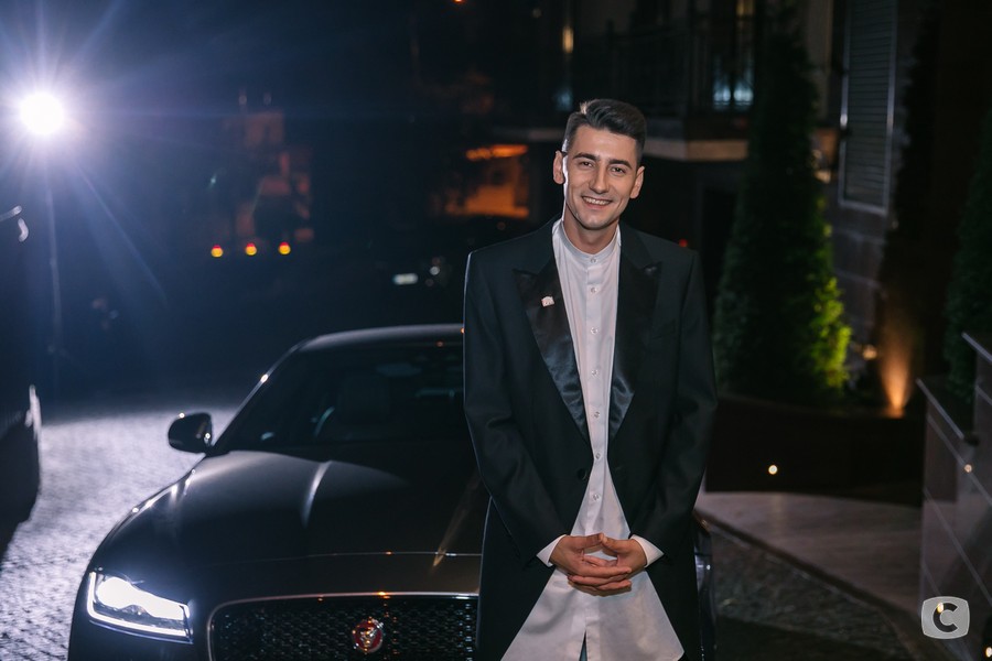 Дождалась: Путь на проекте «Холостячка» победителя Александра Эллерта Путь победителя Александра Эллерта на проекте Холостячка