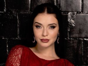Две давние соперницы благодаря проекту «Холостяк» помирились