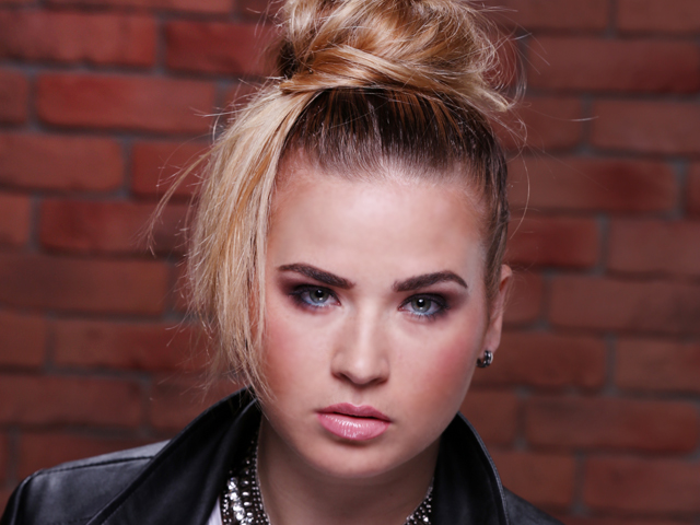 Анна Мажник