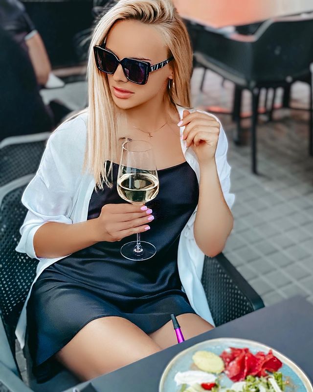 Instagram VS Реальність: сторінки учасниць проєкту «Холостяк»-11 Учасниці проекту Холостяк 11: інстаграм фото учасниць