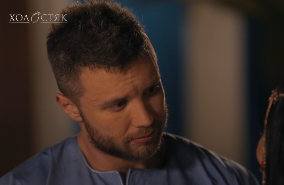 Короткий посібник від «Зайки», як залишитися в проєкті «Холостяк» без троянди Холостяк 11 випуск 8: Юля Зайка не покинула проект