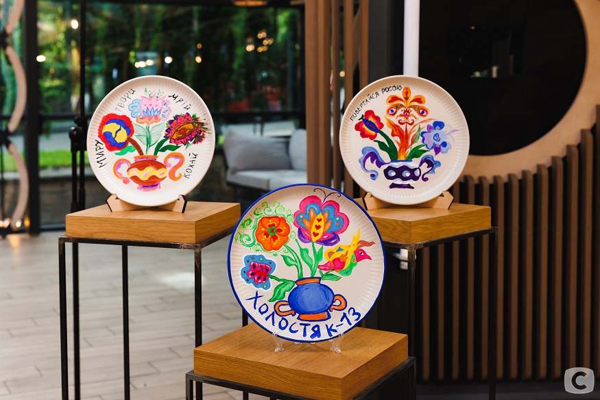 «Холостяк»-13: Байкерське побачення та перший поцілунок у 3 випуску Холостяк 13 сезон: як пройшов 3 випуск романтичного проєкту