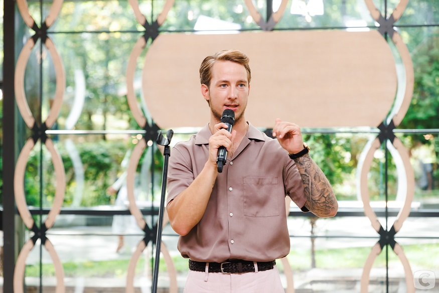 «Холостяк»-13: Байкерське побачення та перший поцілунок у 3 випуску Холостяк 13 сезон: як пройшов 3 випуск романтичного проєкту