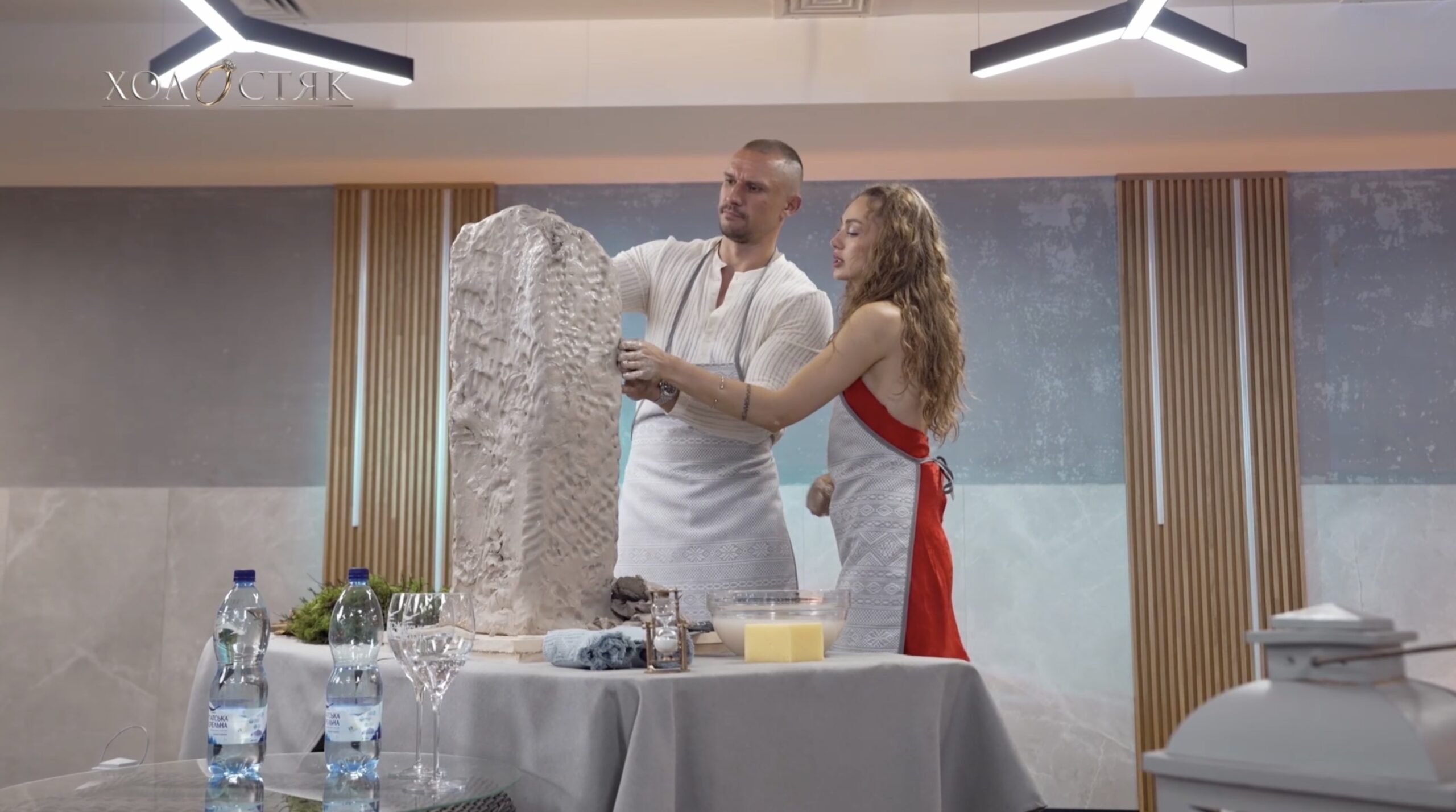 Перший поцілунок сезону: з ким Тарас Цимбалюк вперше поцілувався на проєкті «Холостяк-14» З ким у Тараса Цимбалюка стався перший поцілунок на проєкті Холостяк 14 сезон