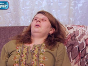 Героиня симулировала припадок, пытаясь вызвать сочувствие детей