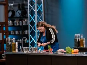 Несподівані ревізори, кулінарні пастки та нові чорні фартухи: як пройшов 23 випуск «МастерШеф»-17 від 23.05.2026 Фото 10 до: 23 випуск «МастерШеф»-17 від 23.05.2026