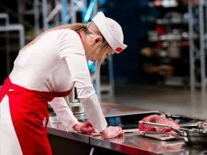 Несподівані ревізори, кулінарні пастки та нові чорні фартухи: як пройшов 23 випуск «МастерШеф»-17 від 23.05.2026 Фото 13 до: 23 випуск «МастерШеф»-17 від 23.05.2026