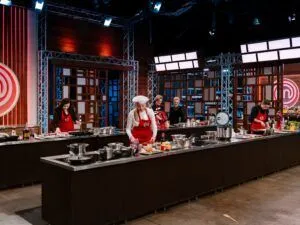 Несподівані ревізори, кулінарні пастки та нові чорні фартухи: як пройшов 23 випуск «МастерШеф»-17 від 23.05.2026 Фото 23 до: 23 випуск «МастерШеф»-17 від 23.05.2026