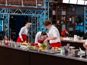 Корейське барбекю та кулінарні дуелі: хто покинув «МастерШеф. Професіонали»-5 у 7 випуску від 03.10.2026 Фото 10 до: «МастерШеф. Професіонали»-5 7 випуск від 03.10.2026