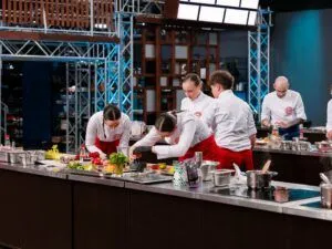 Корейське барбекю та кулінарні дуелі: хто покинув «МастерШеф. Професіонали»-5 у 7 випуску від 03.10.2026 Фото 9 до: «МастерШеф. Професіонали»-5 7 випуск від 03.10.2026