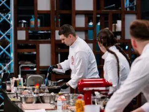 Корейське барбекю та кулінарні дуелі: хто покинув «МастерШеф. Професіонали»-5 у 7 випуску від 03.10.2026 Фото 14 до: «МастерШеф. Професіонали»-5 7 випуск від 03.10.2026