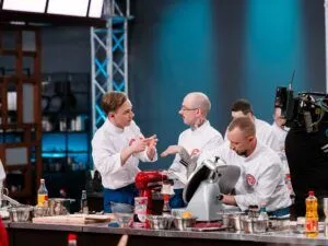 Корейське барбекю та кулінарні дуелі: хто покинув «МастерШеф. Професіонали»-5 у 7 випуску від 03.10.2026 Фото 27 до: «МастерШеф. Професіонали»-5 7 випуск від 03.10.2026