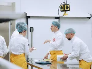 Комплексні обіди для школярів з Бучі та zero waste: хто покинув «МастерШеф. Професіонали»-5 у 8 випуску від 10.10.2026 Фото 2 до: «МастерШеф. Професіонали»-5 8 випуск від 10.10.2026