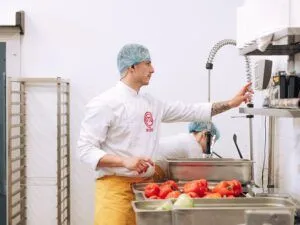 Комплексні обіди для школярів з Бучі та zero waste: хто покинув «МастерШеф. Професіонали»-5 у 8 випуску від 10.10.2026 Фото 15 до: «МастерШеф. Професіонали»-5 8 випуск від 10.10.2026