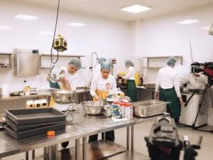 Комплексні обіди для школярів з Бучі та zero waste: хто покинув «МастерШеф. Професіонали»-5 у 8 випуску від 10.10.2026 Фото 31 до: «МастерШеф. Професіонали»-5 8 випуск від 10.10.2026