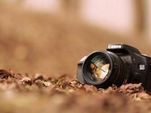 Фотоаппарат смерти: фотограф снимает людей, после чего они умирают