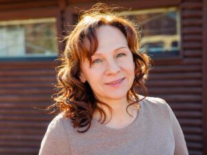 Надія (Олена Узлюк) - серіал Обмежено придатні