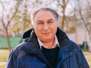 Зеник (Олександр Ярема) - герой серіалу Обмежено придатні