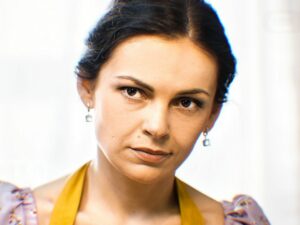 Просто Надія 2024: дивитись онлайн 1 серію від 11.03.2024