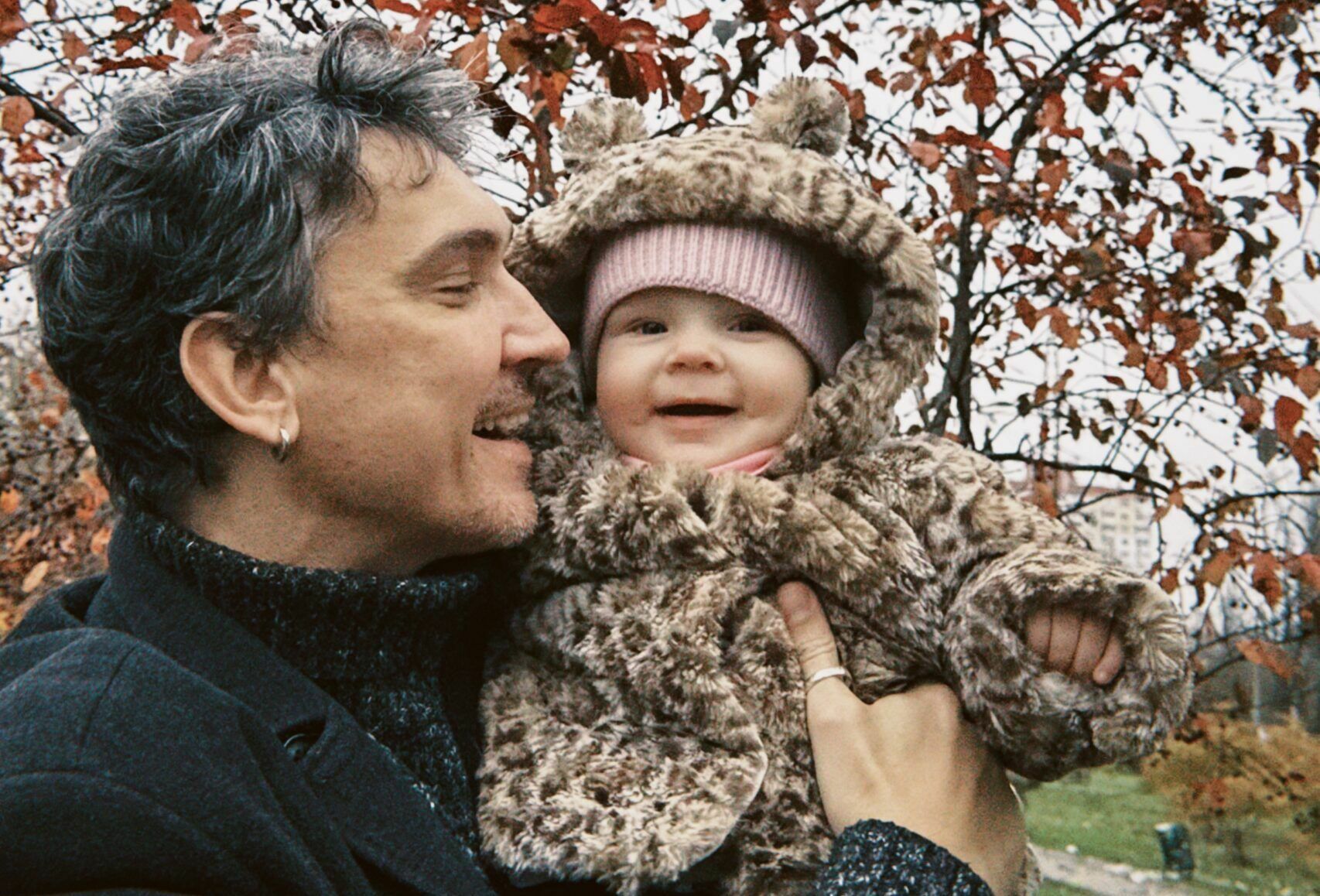 Актор серіалів СТБ Сергій Кисіль поділився першими фото доньки Сергій Кисіль поділився першими фото доньки