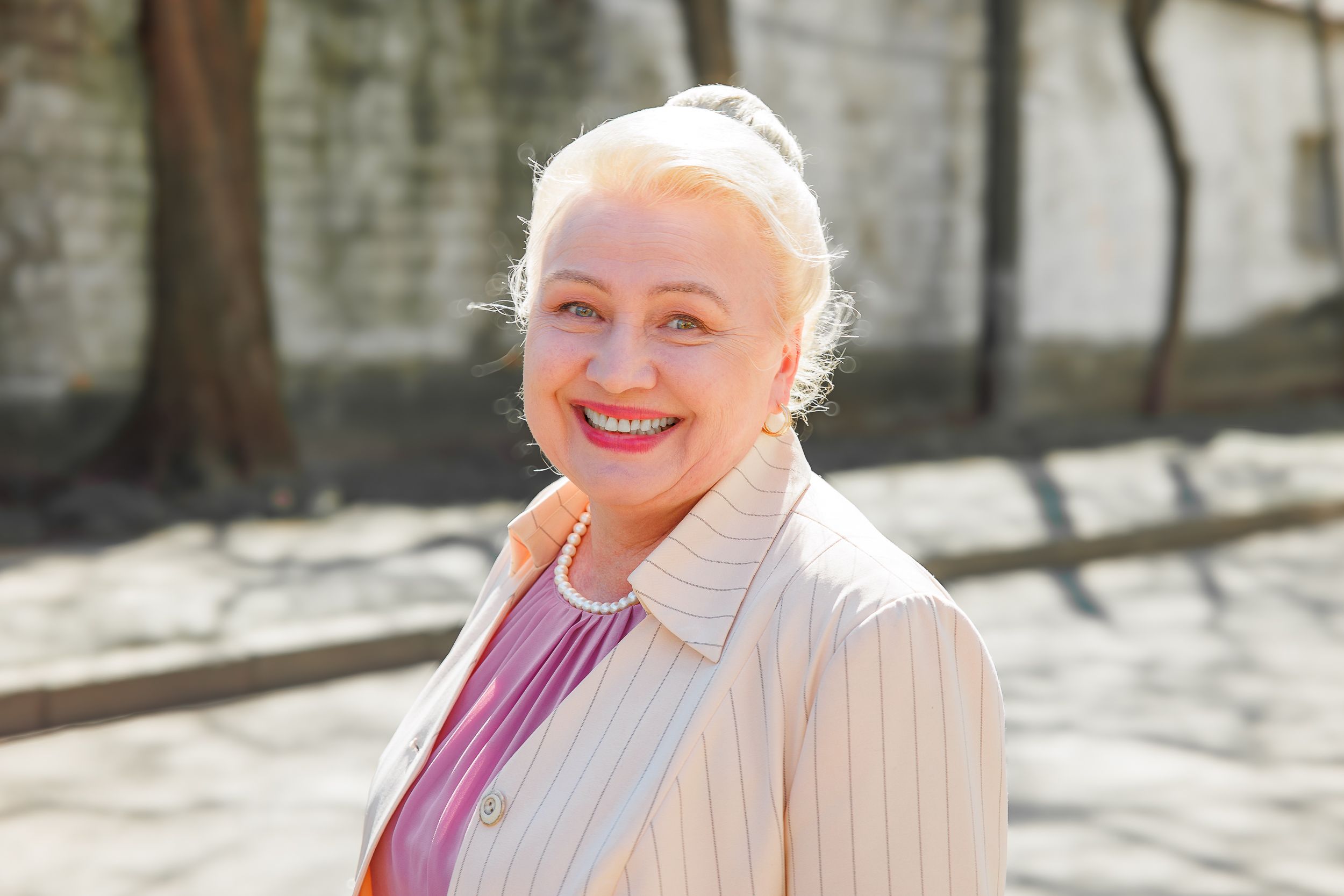 Герої серіалу Просто Надія: характеристики всіх персонажів та актори