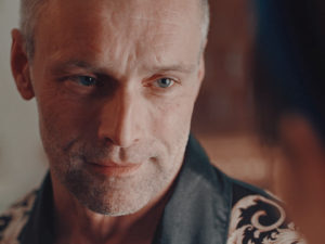 Кольоротерапія кохання: 3 серія дивитися онлайн – 09.07.2021