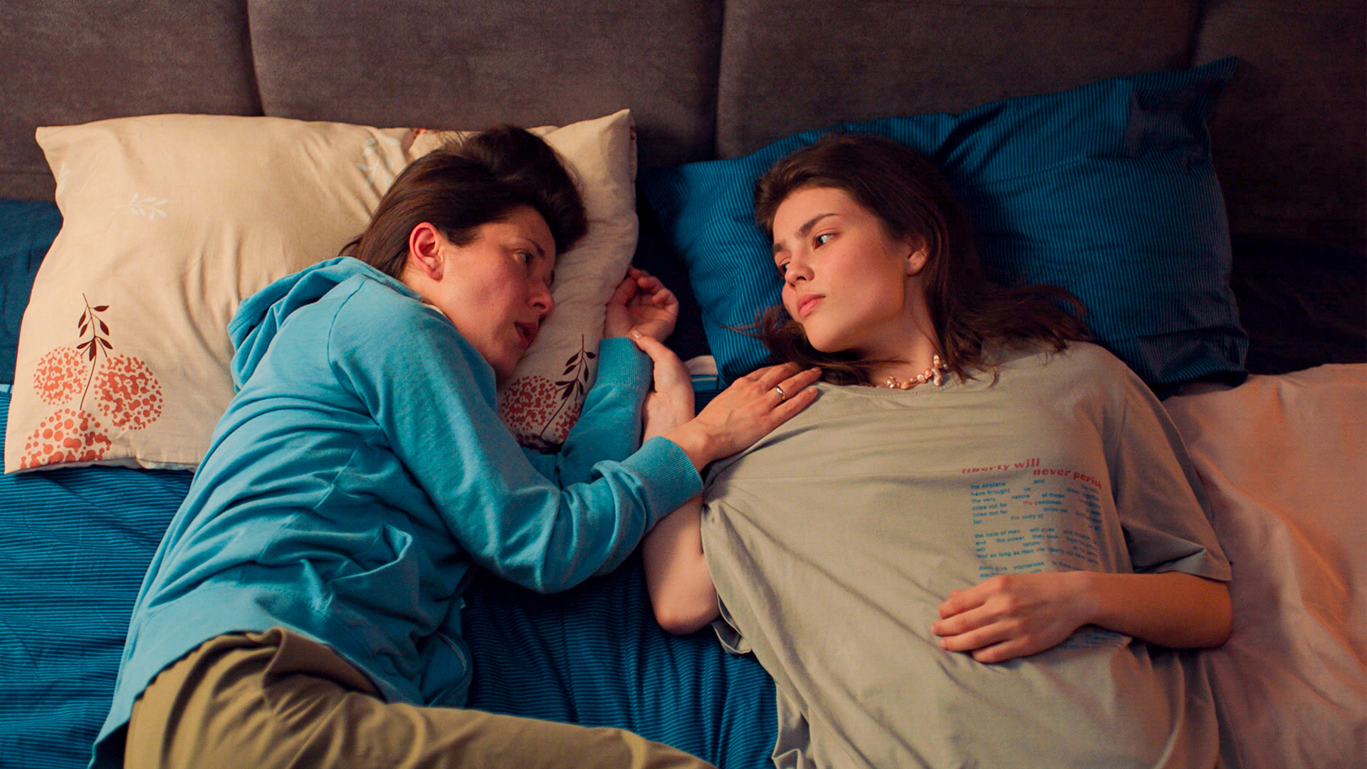 Пікнік: дивитися онлайн всі серії