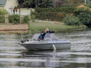 Фото 1 до: як актори детективного процедуралу «На воді» готувалися до зйомок