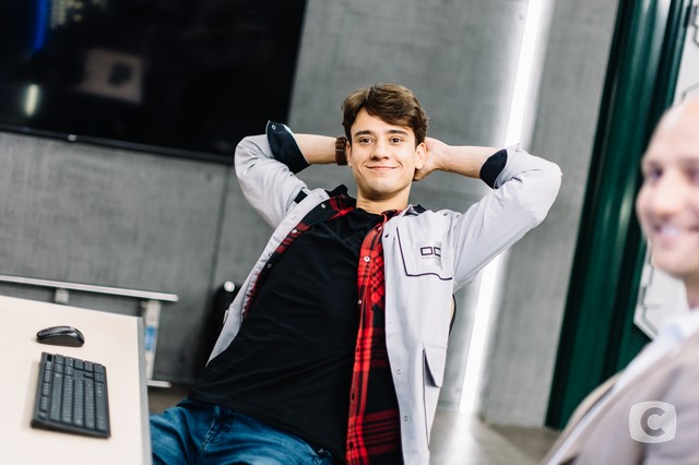 Станислав Шугаев ― компьютерный гений и современный Робин Гуд слід 2022