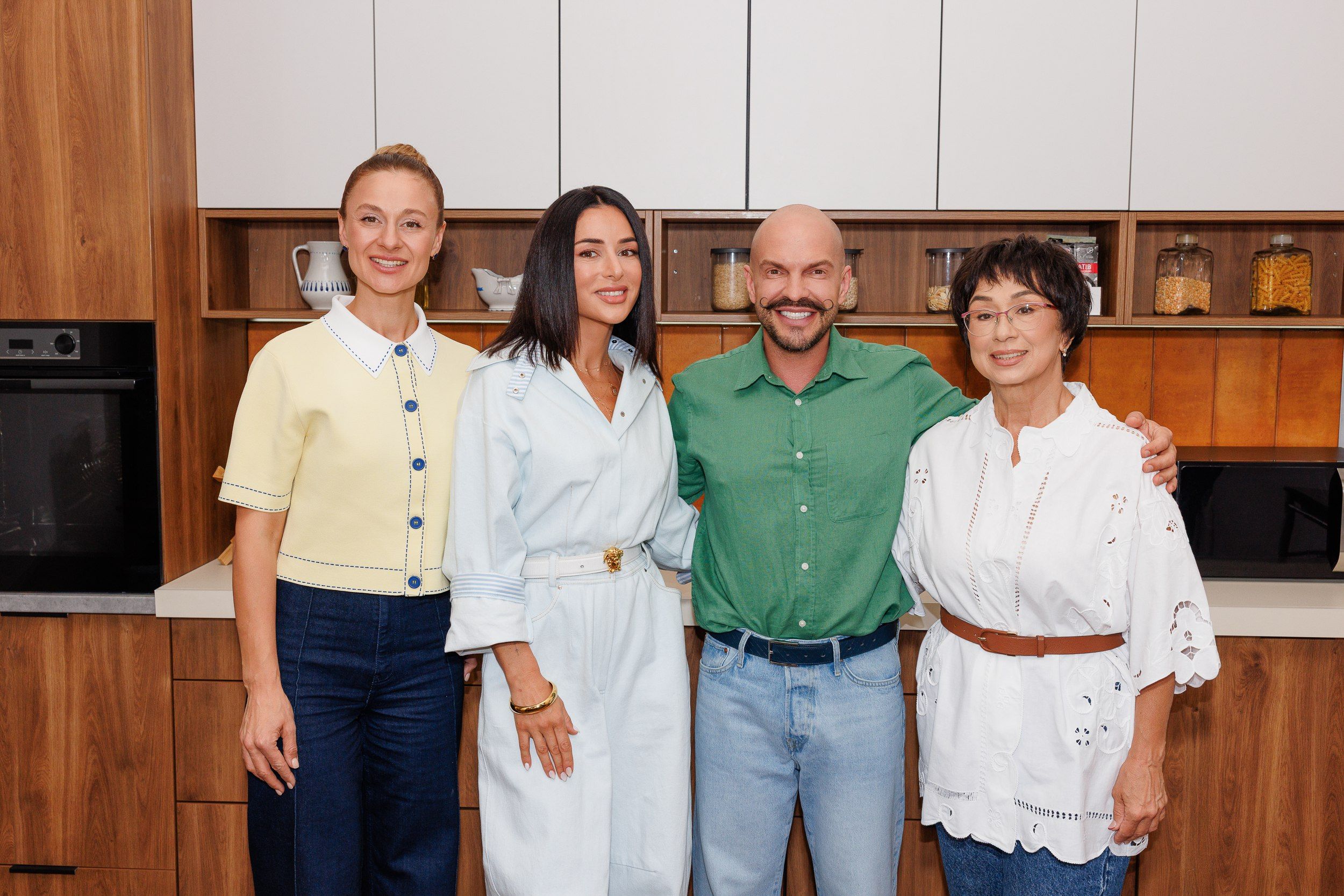 Злата Огнєвіч про заробітки на пляжі, кримську камбалу та підлітковий бунт Злата Огнєвіч на Смак дитинства